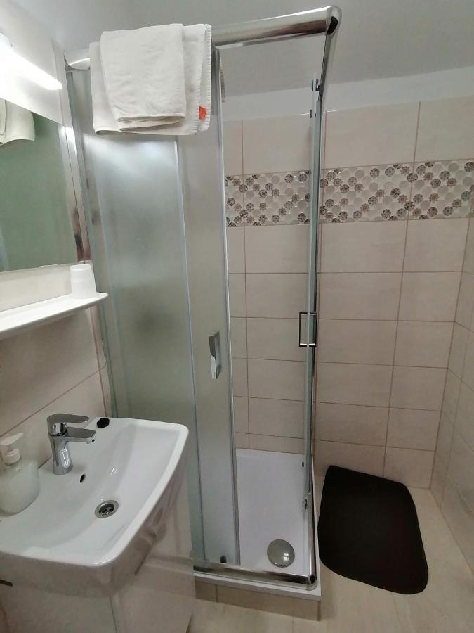 Joos Apartman Sárvár Екстериор снимка